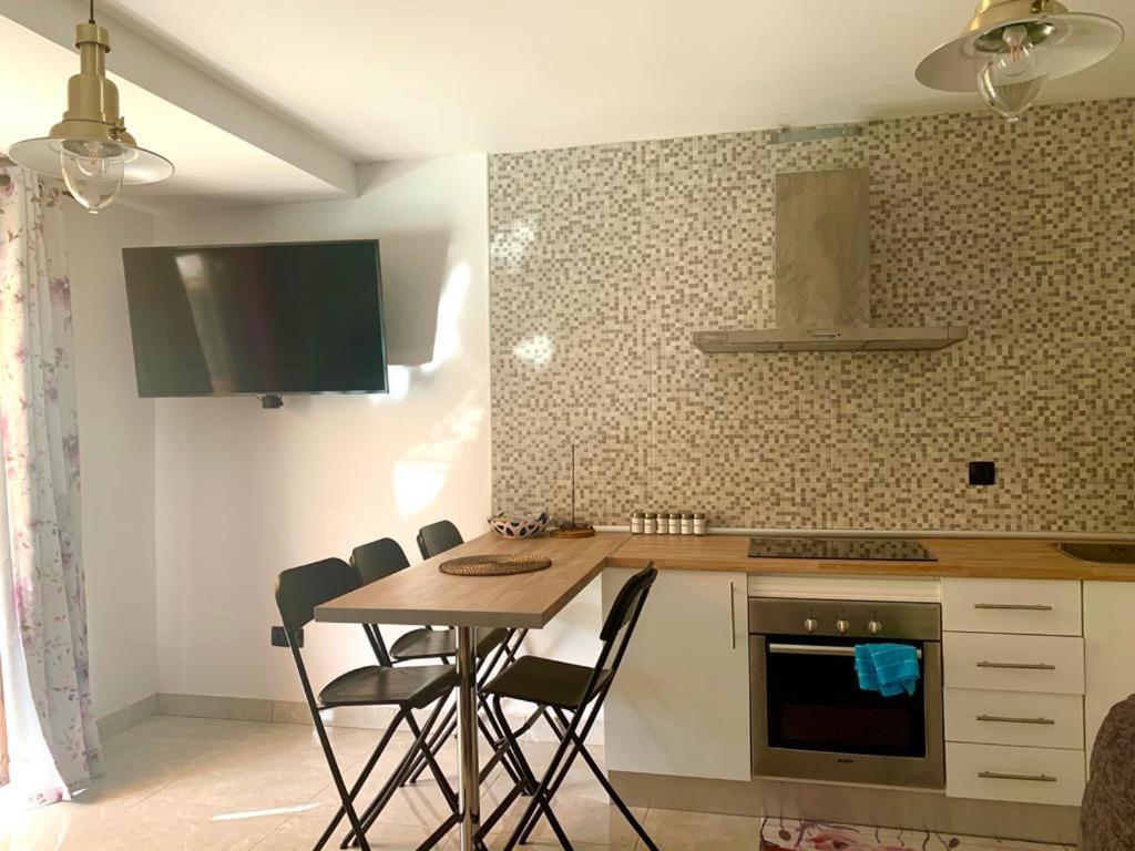 Duplex-Bungalow In Playa De Las Americas,3 Minutes Near The Best Beaches In Tenerife Экстерьер фото